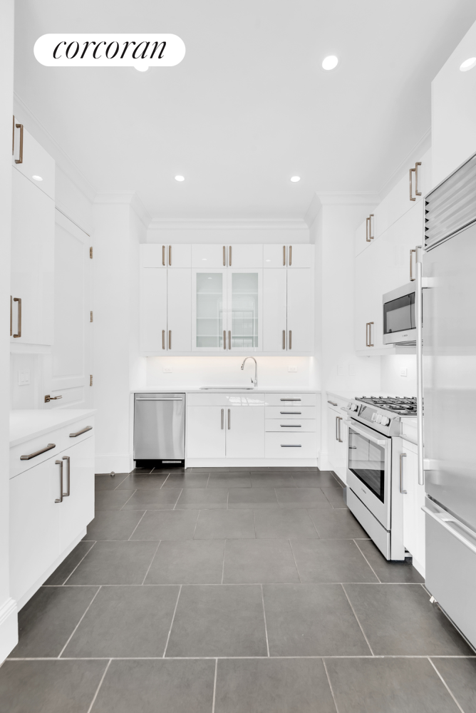 351 E 51ST Street LOFT5A