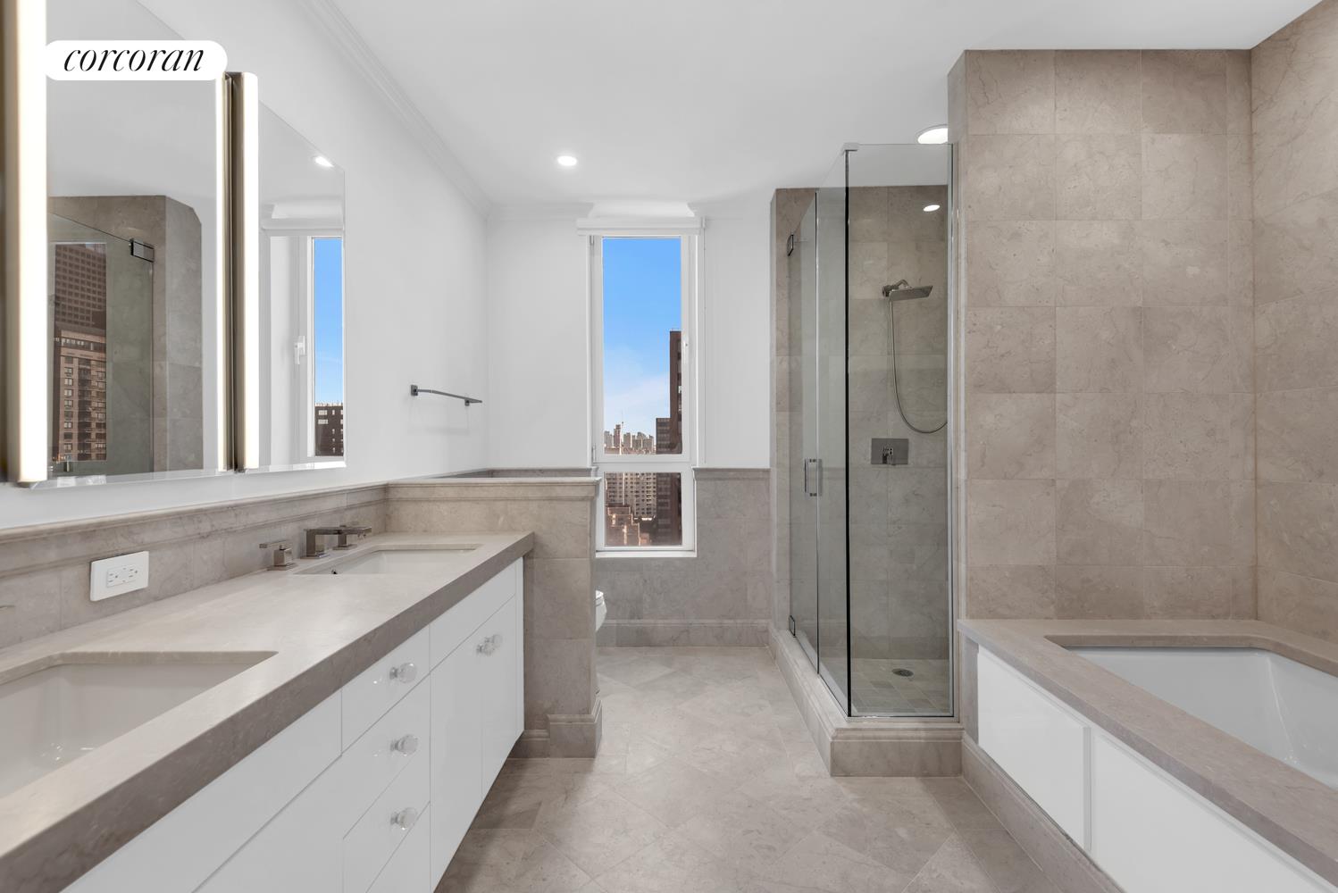 351 E 51ST Street PH5C