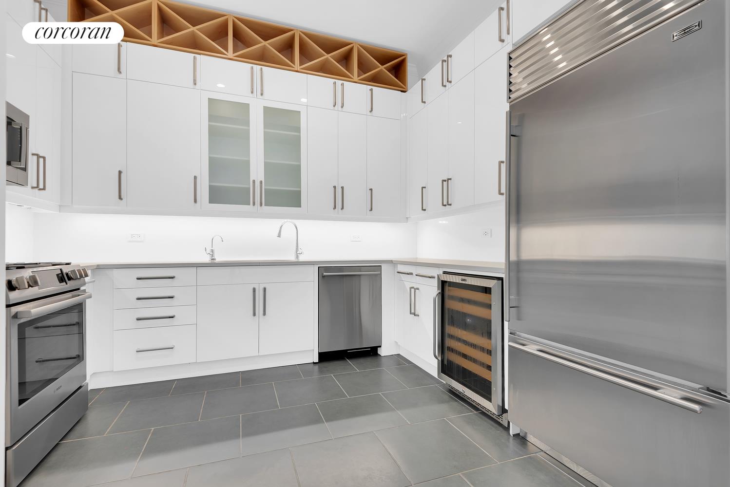 351 E 51ST Street LOFT6E