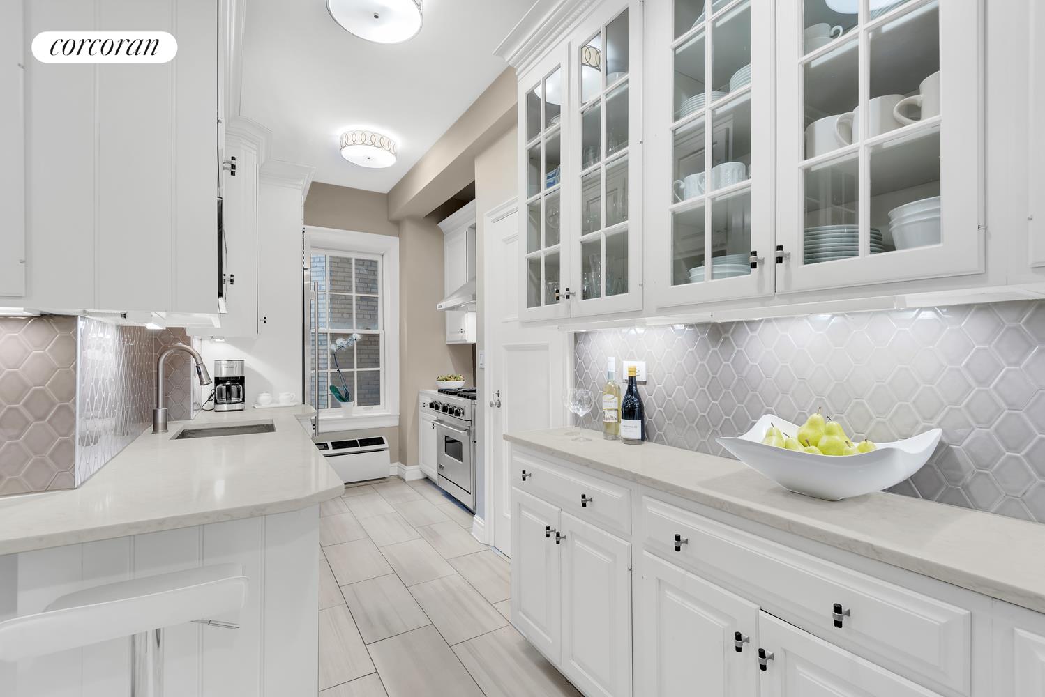 975 PARK Avenue 7D