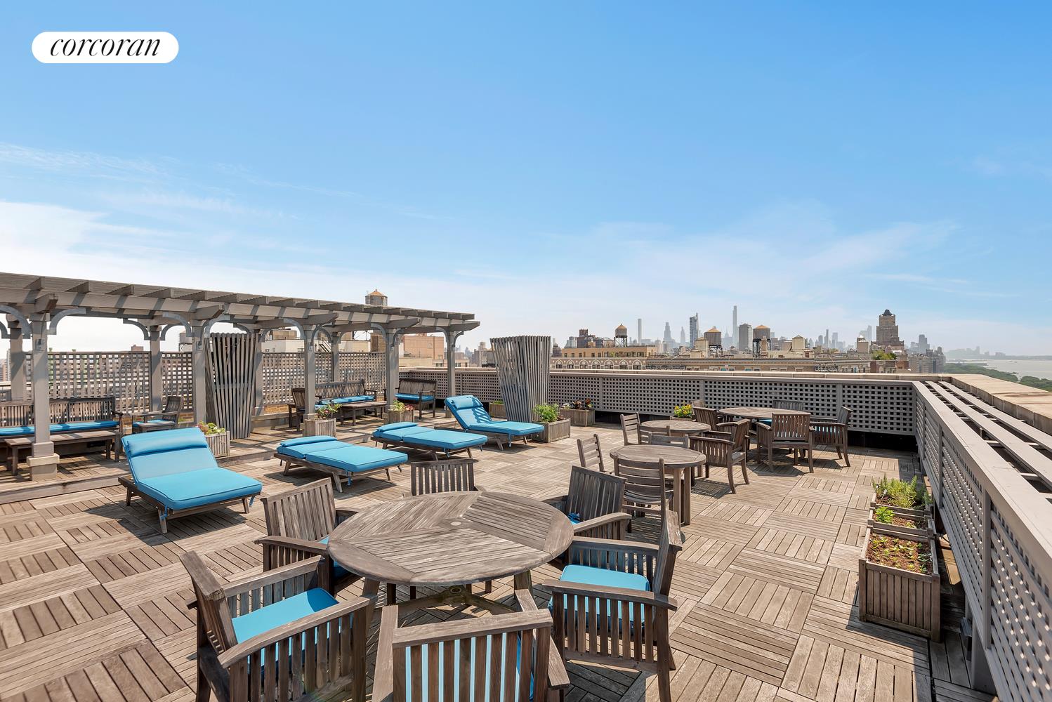 390 RIVERSIDE Drive 11E