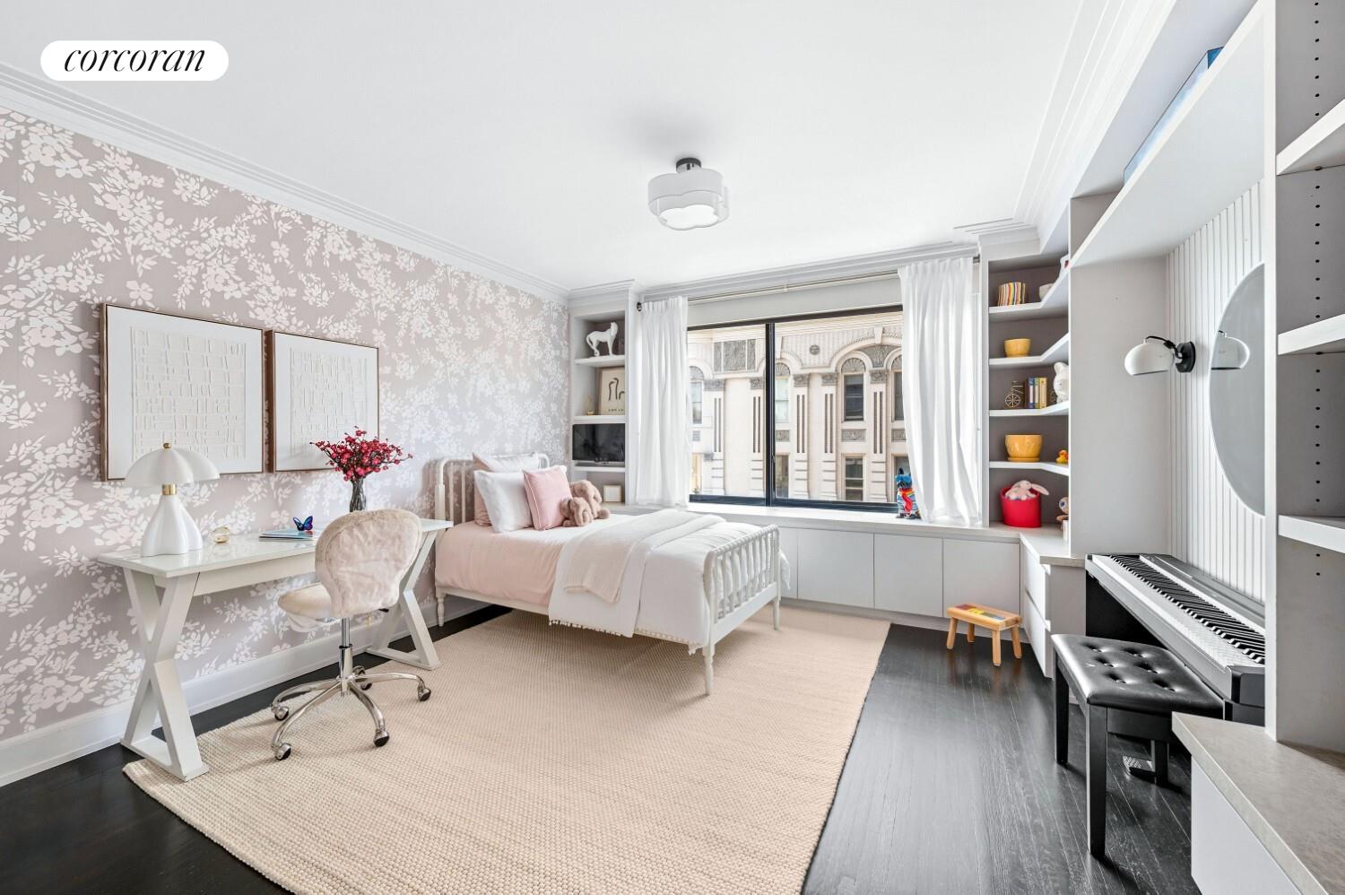 230 CENTRAL Park W 6AB