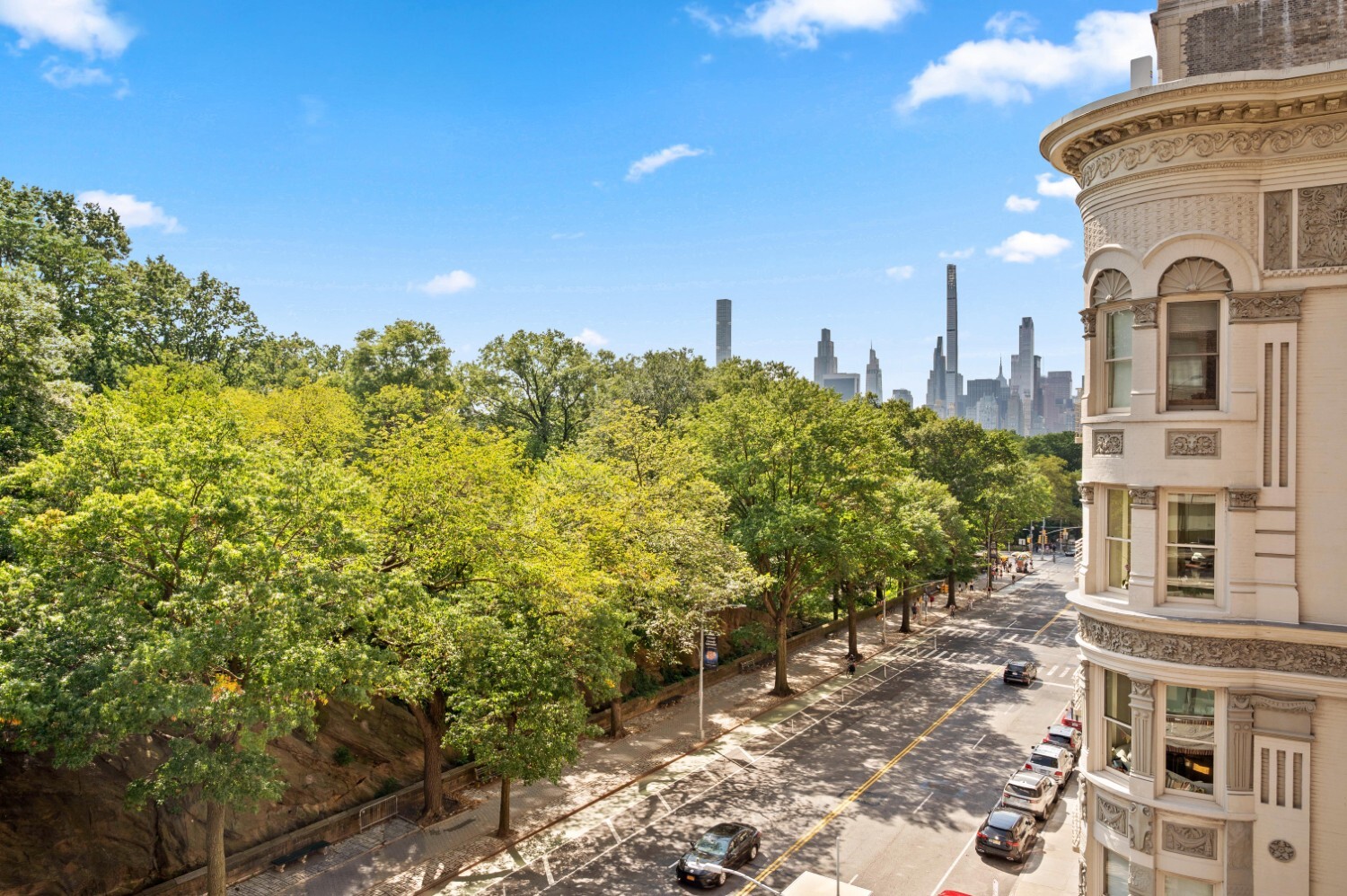 230 CENTRAL Park W 6AB