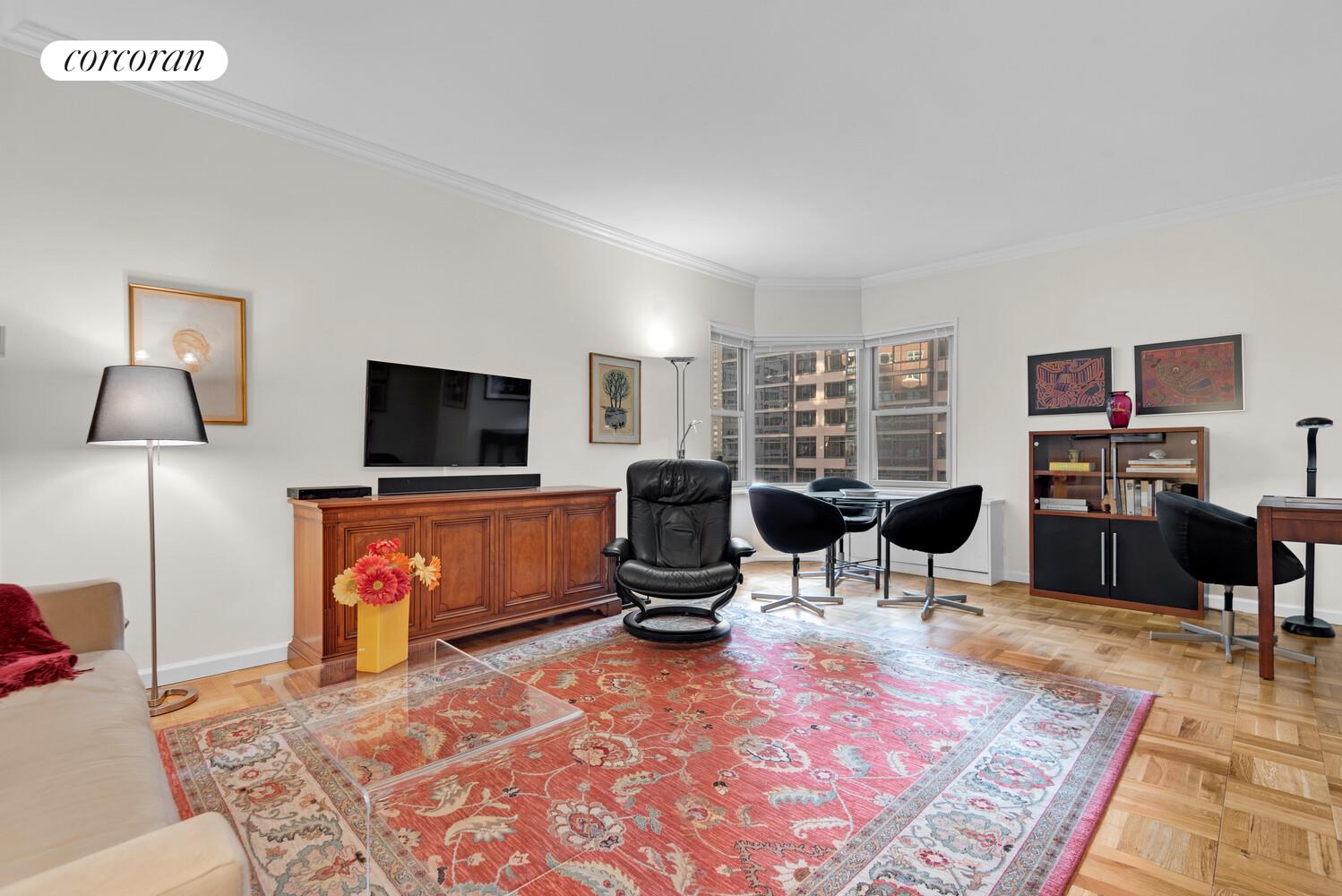 360 E 72ND Street B811