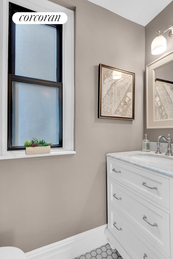 107 W 86TH Street 9AB