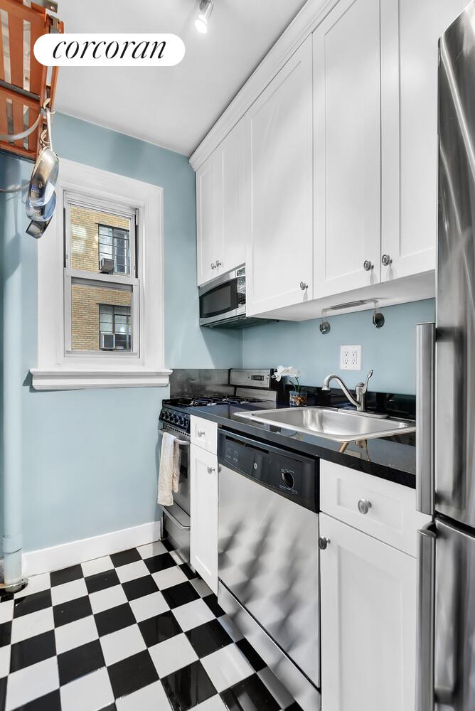 304 W 75TH Street 5C