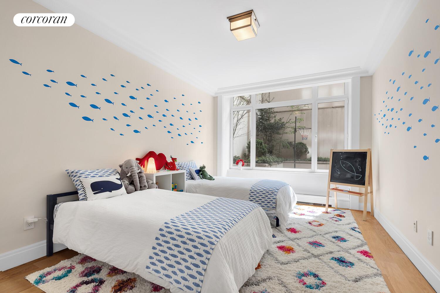 40 E 72ND Street MAIS