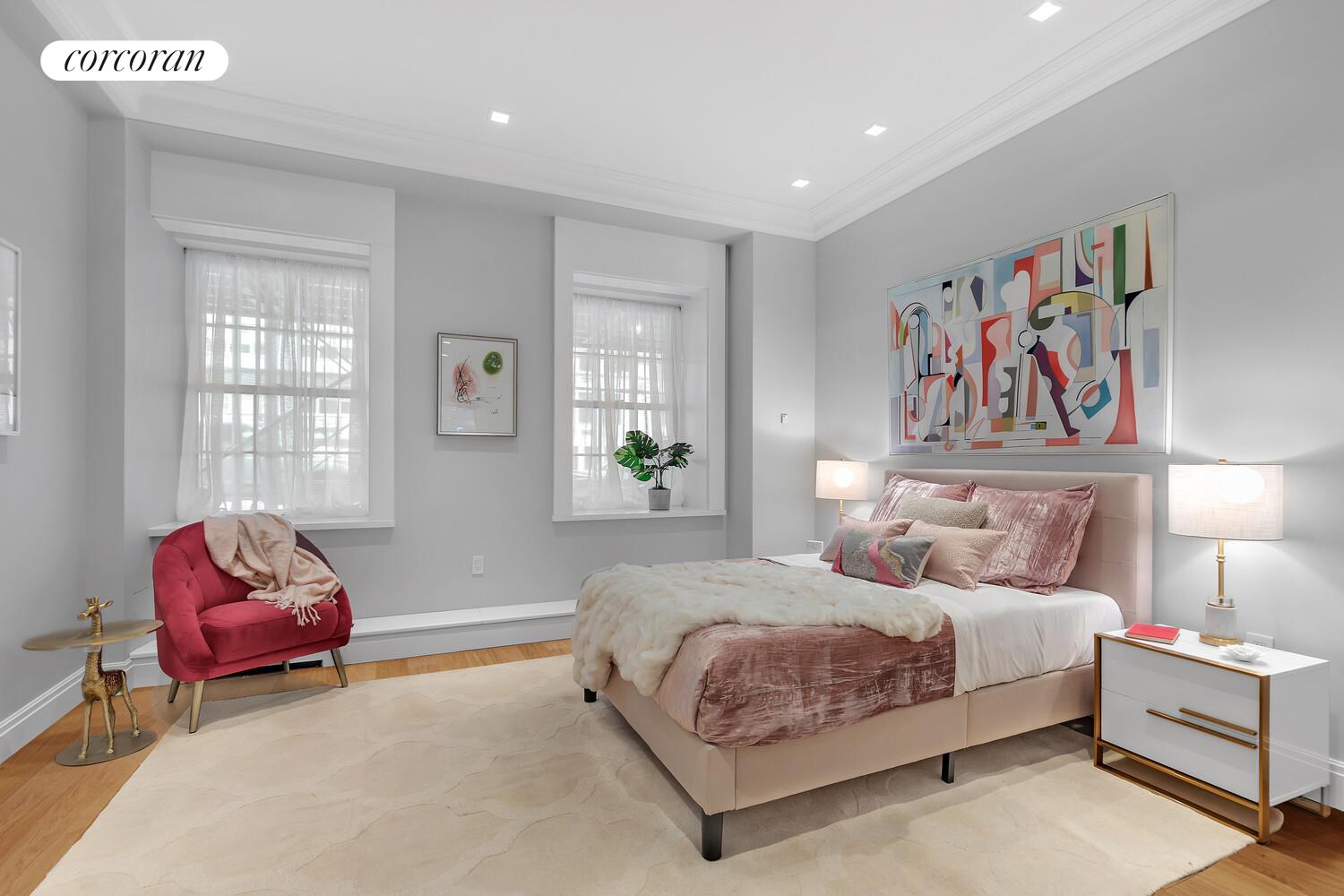 40 E 72ND Street MAIS