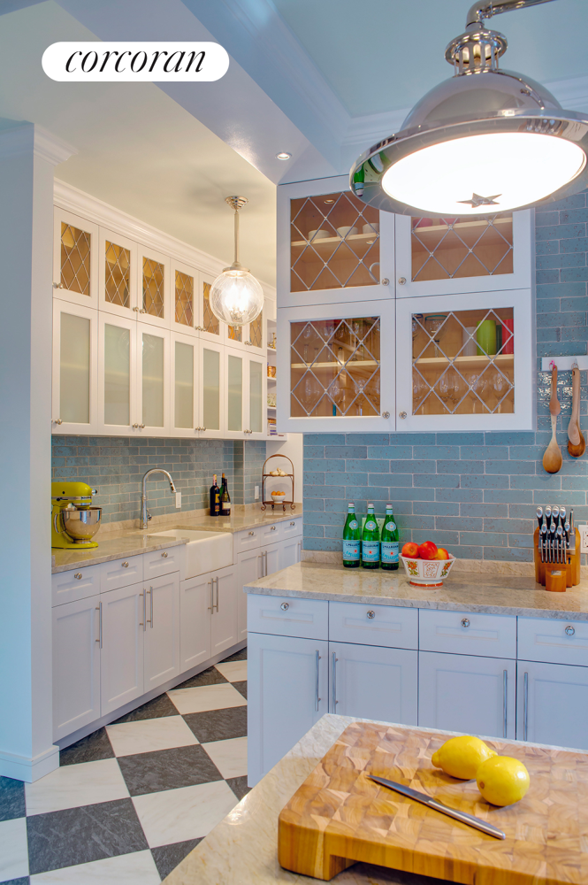 173-175 RIVERSIDE Drive 6D