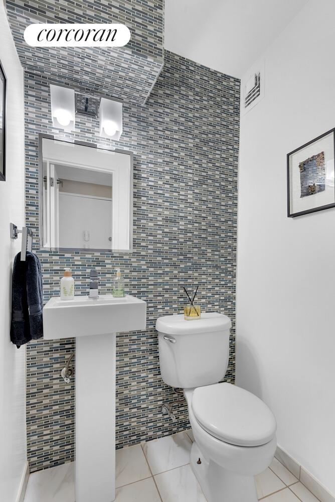 60 RIVERSIDE Drive 18D