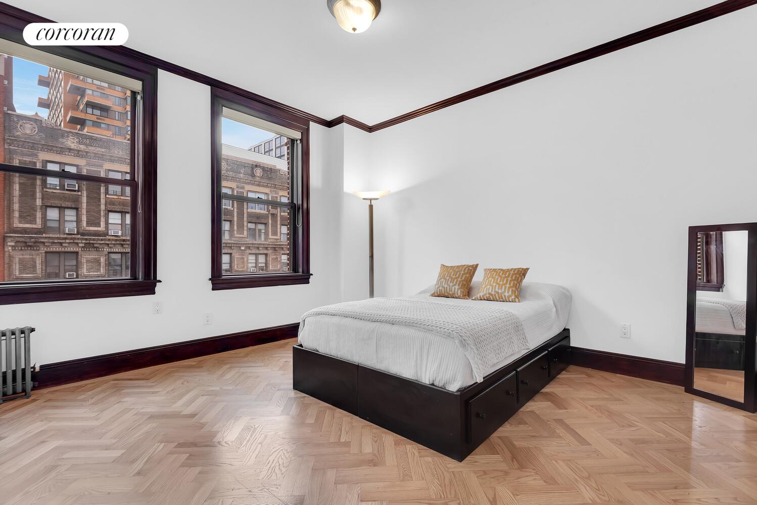 749 W END Avenue 11E