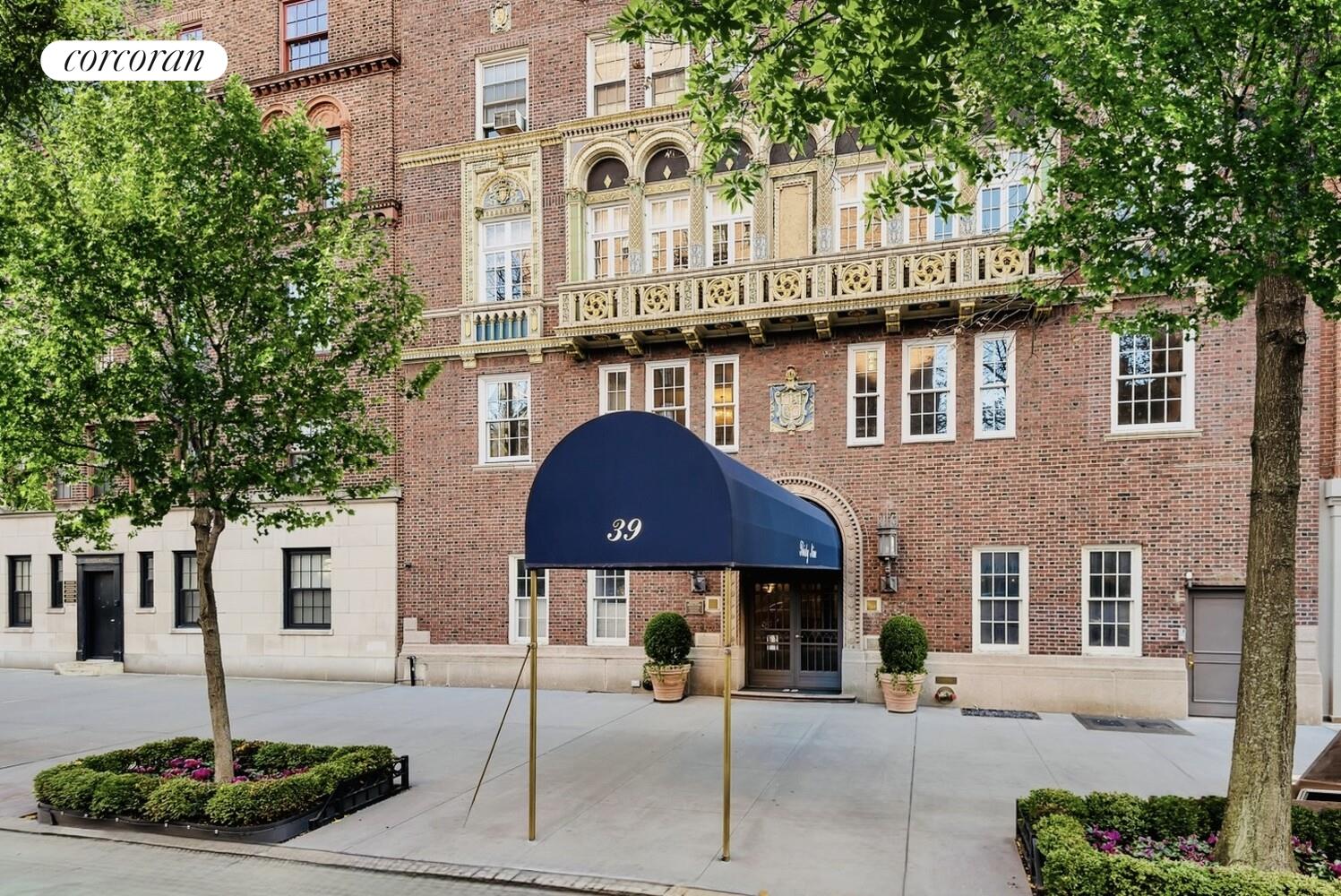 39 5TH Avenue 8D