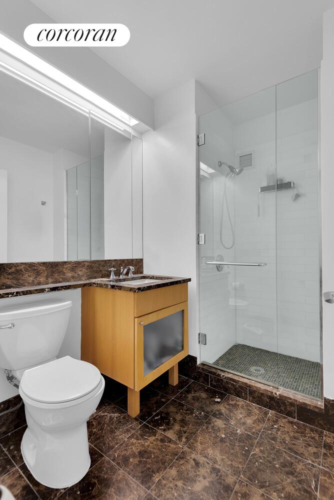207 E 57TH Street 19A