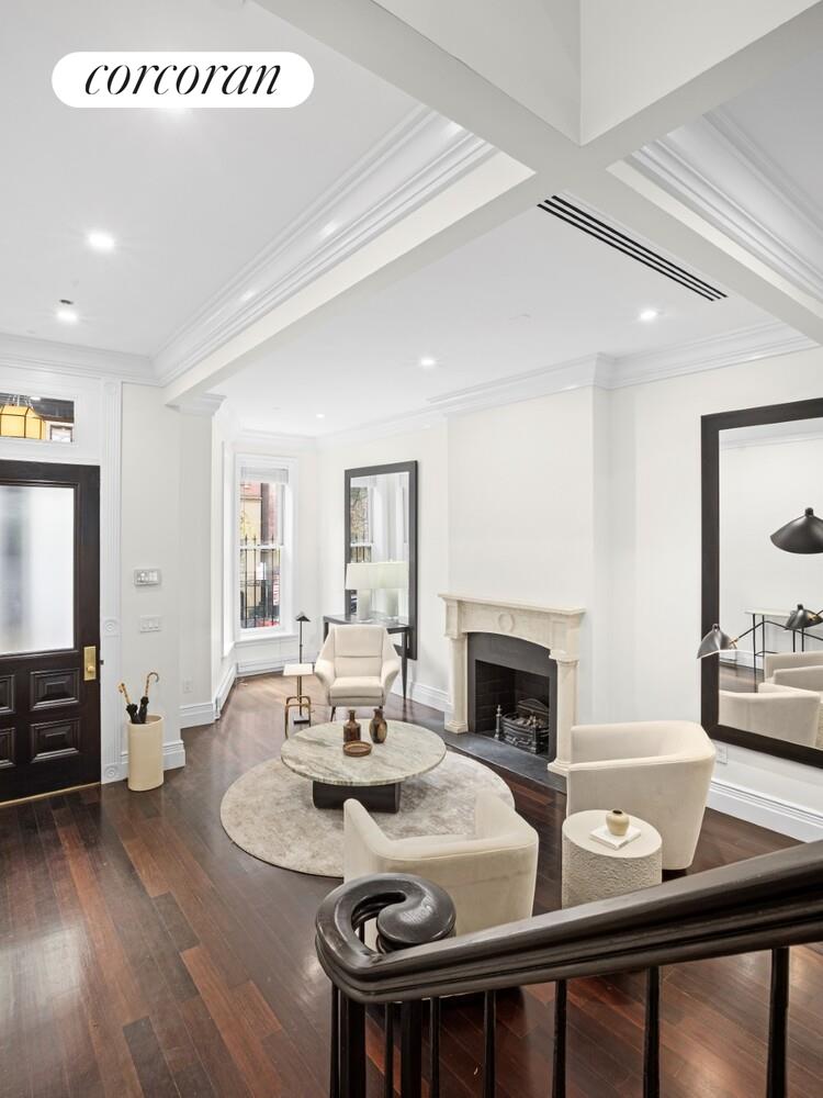 69 W 83RD Street
