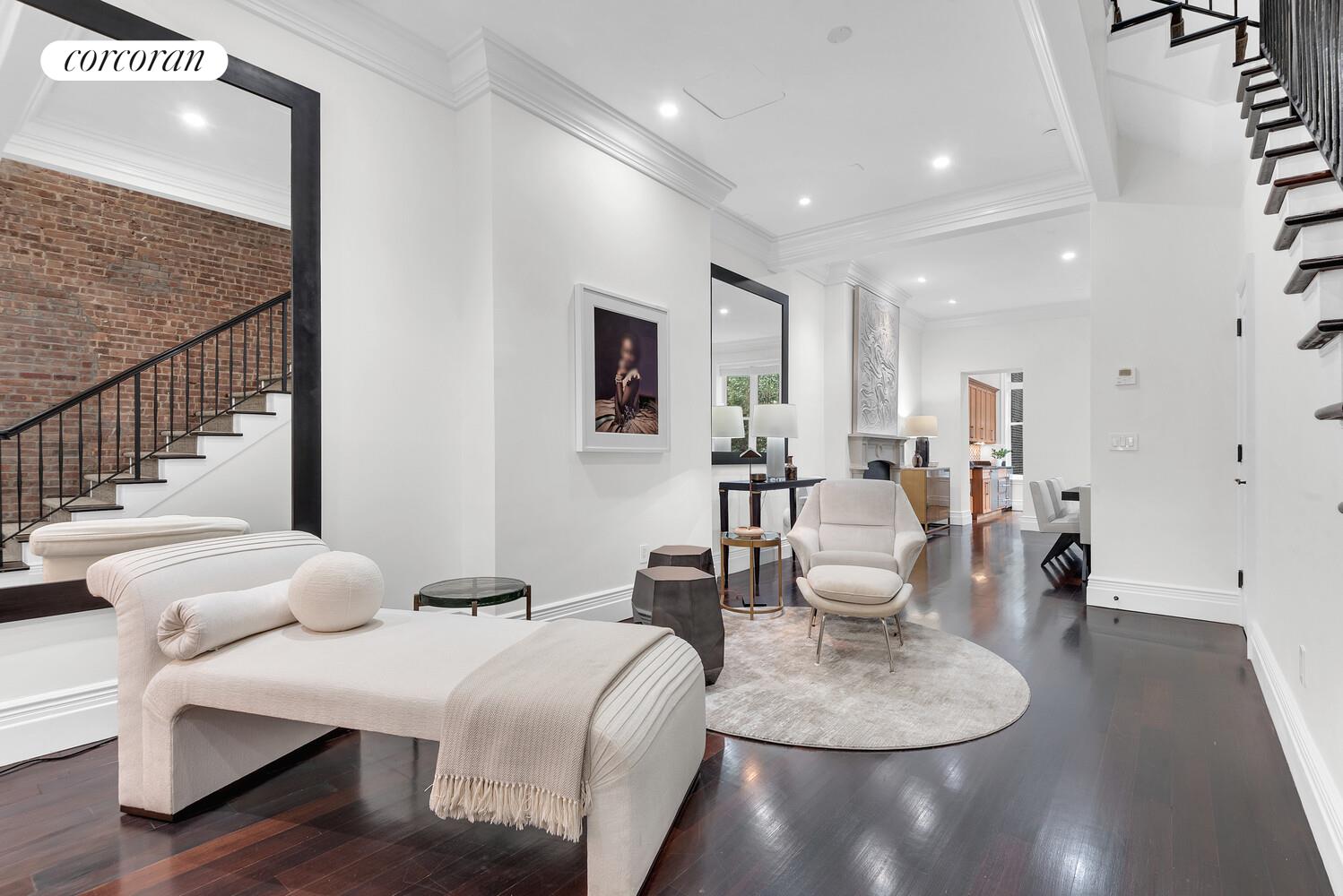 69 W 83RD Street