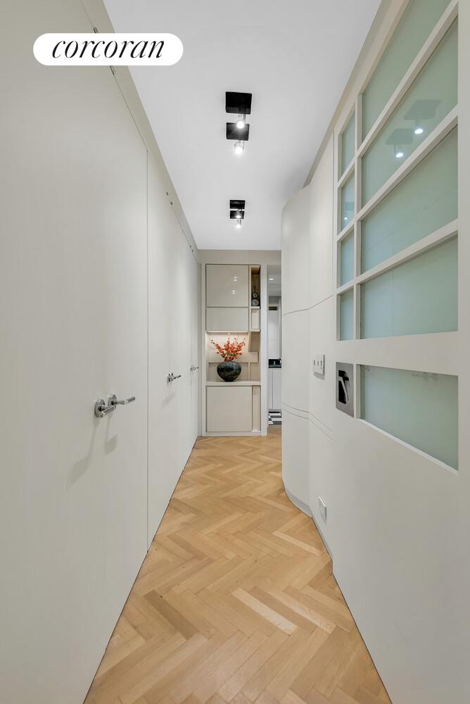 17 W 54TH Street 9C
