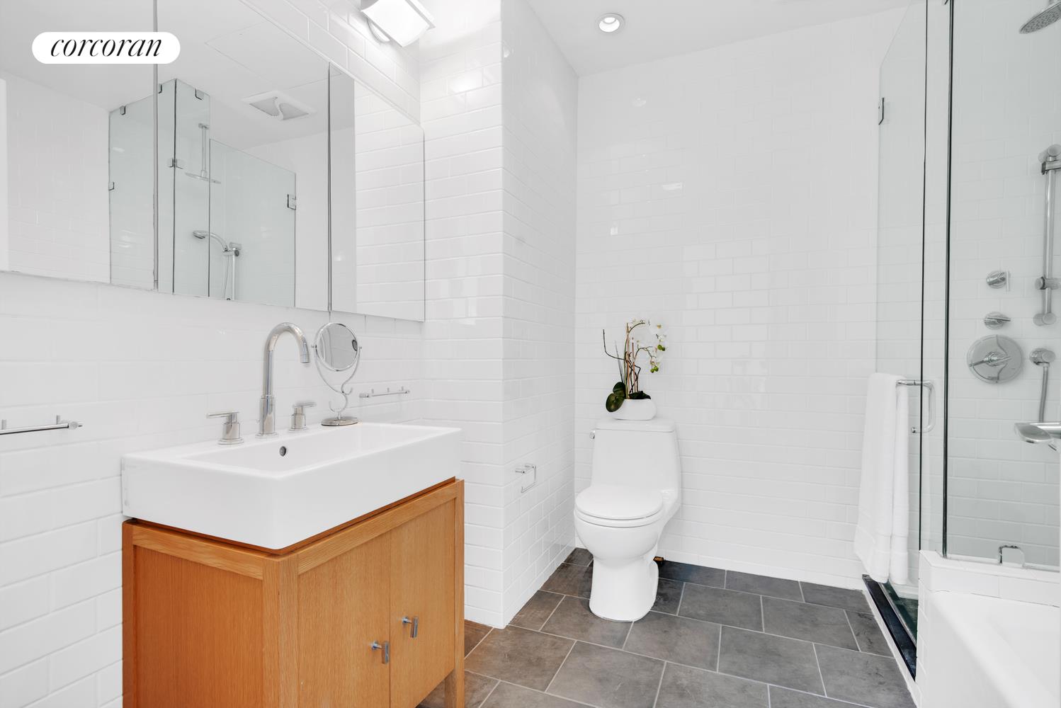 129 W 95TH Street