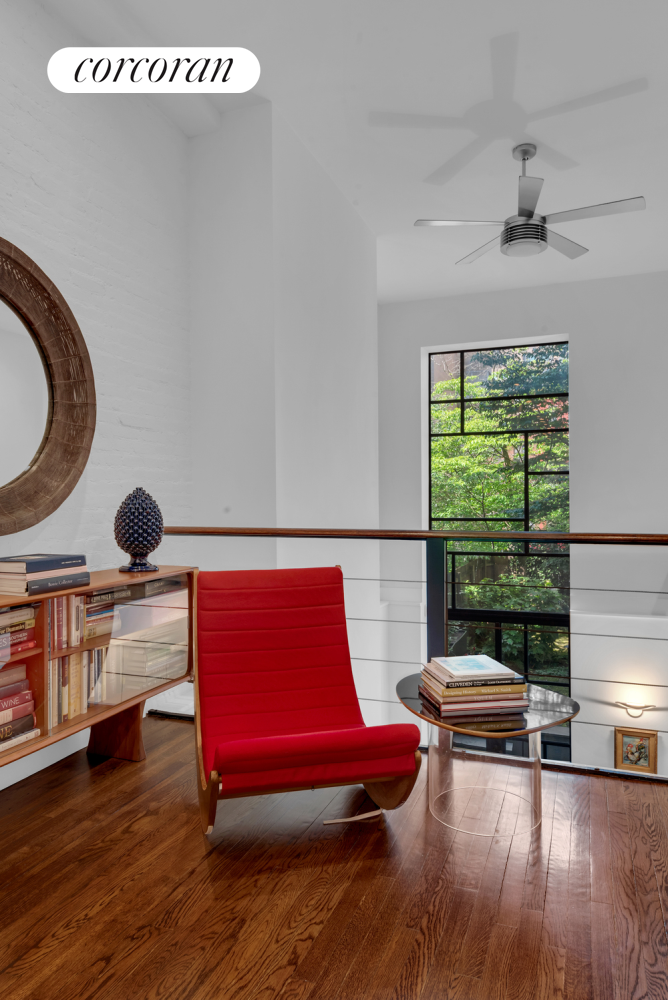 129 W 95TH Street