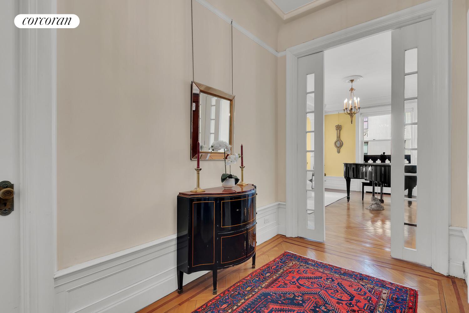 258 RIVERSIDE Drive 1B