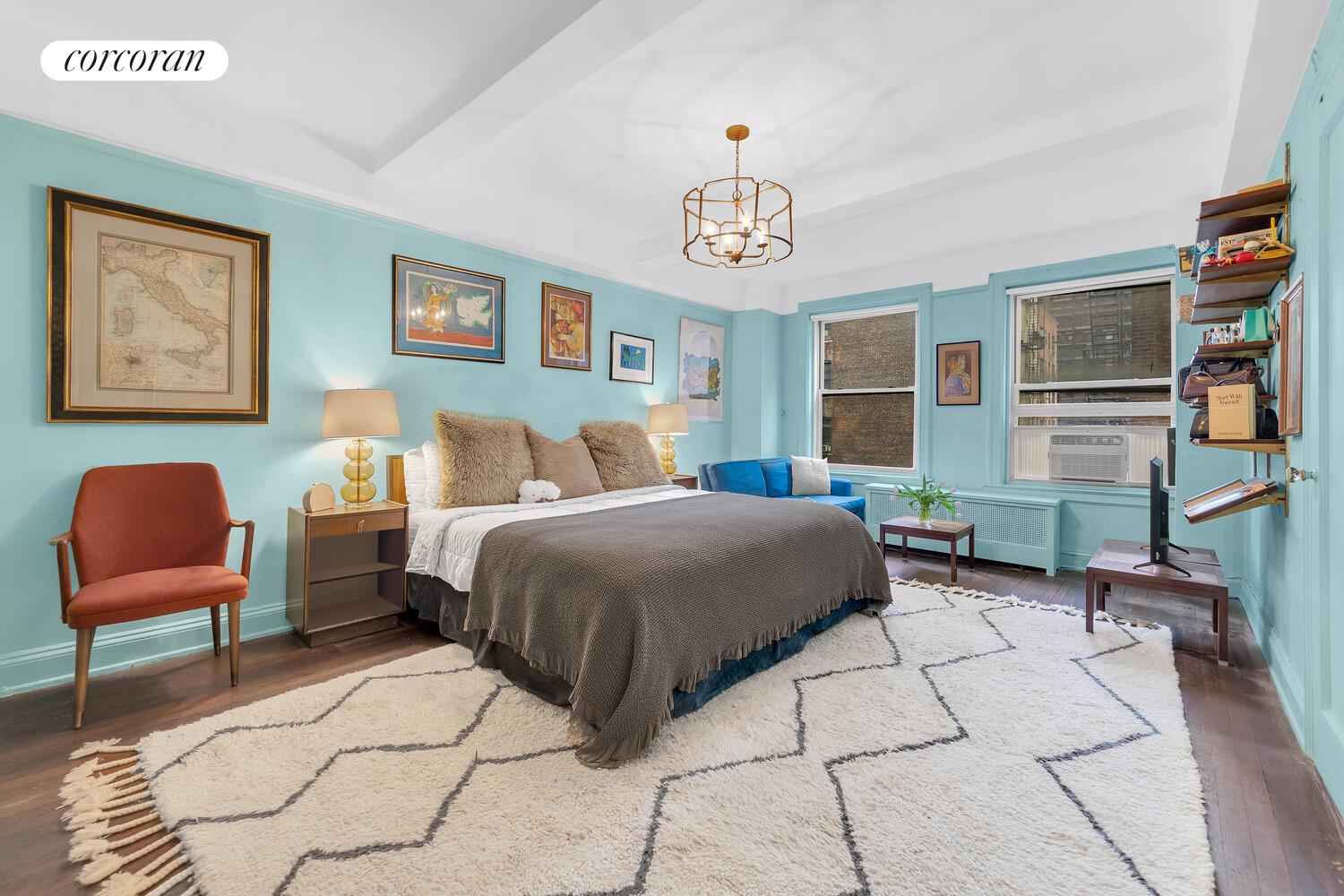 110 RIVERSIDE Drive 4E