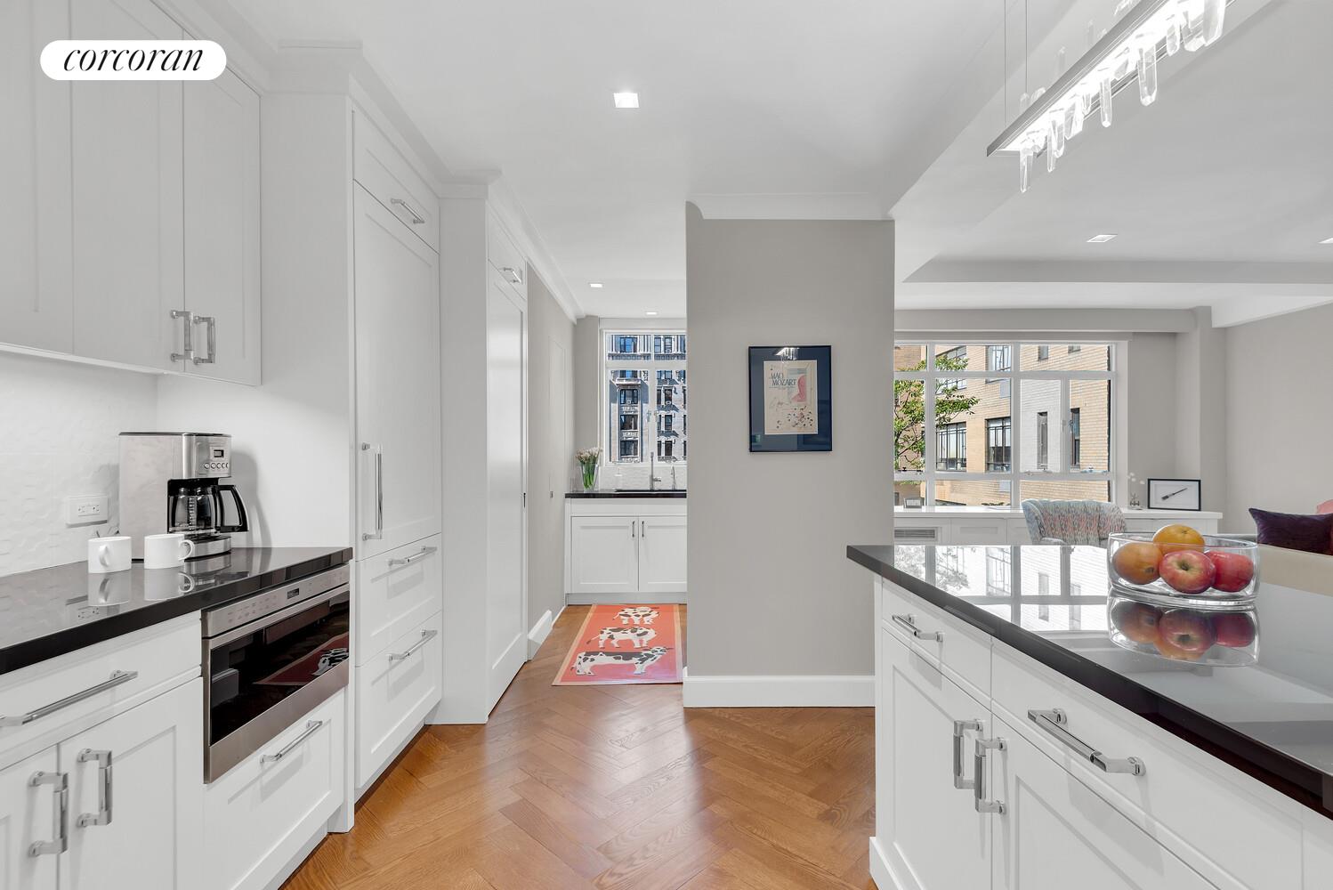 140 RIVERSIDE Drive 9M