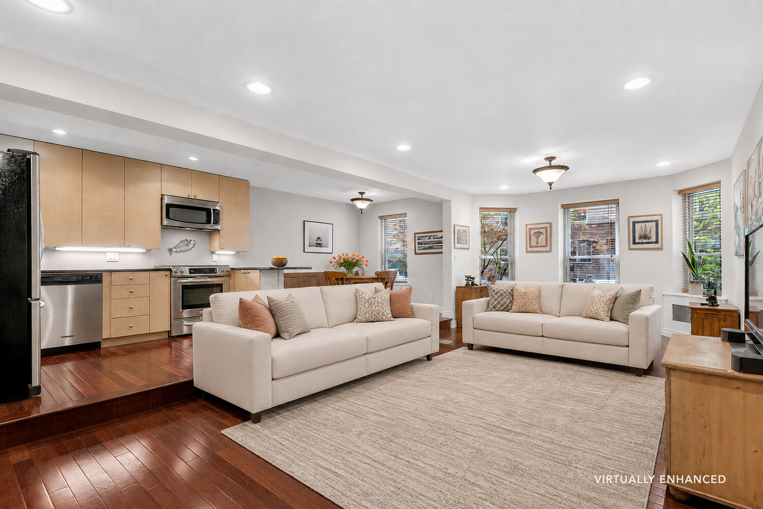525 E 89TH Street 1E