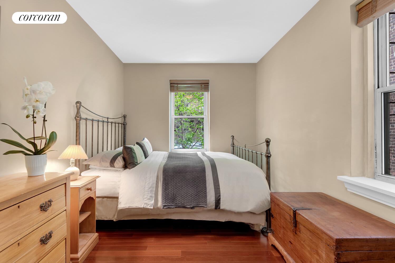 525 E 89TH Street 1E