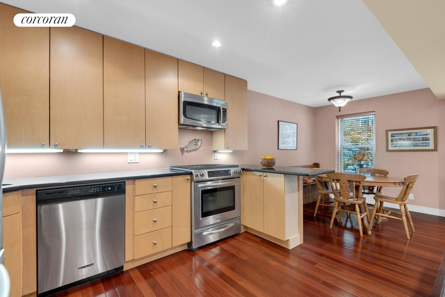 525 E 89TH Street 1E