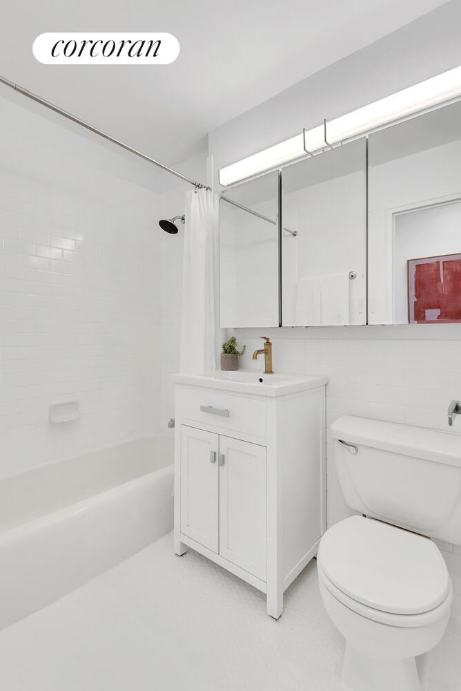 7 E 14TH Street 1408