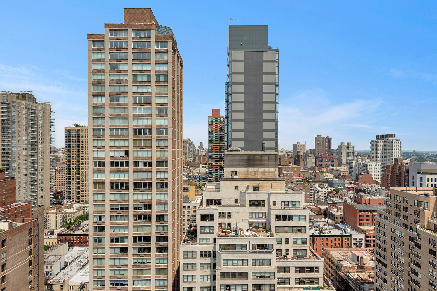 360 E 72ND Street C2603