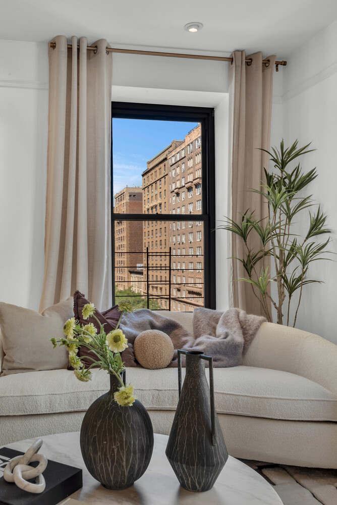257 CENTRAL Park W 6E