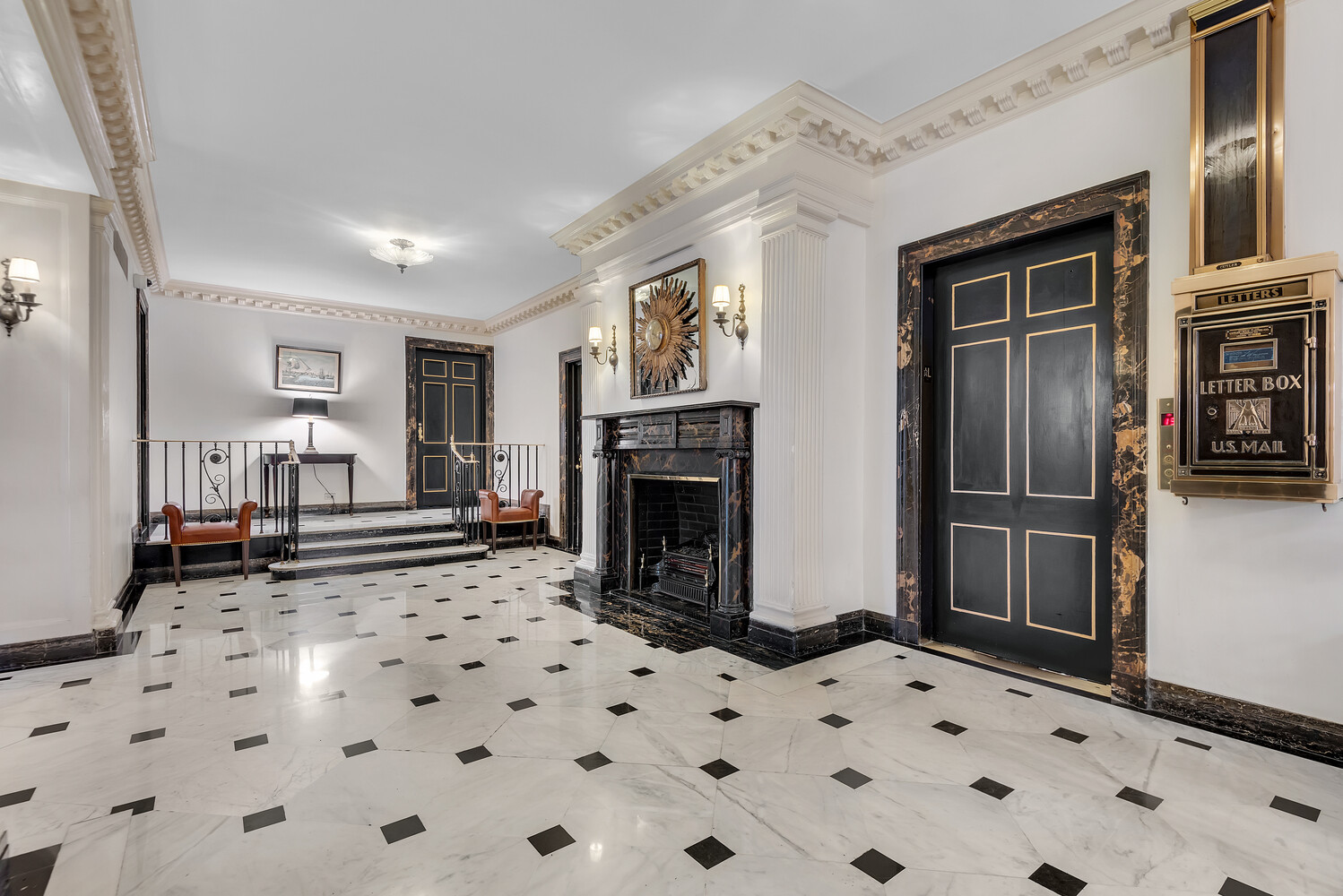 25 E END Avenue 13G