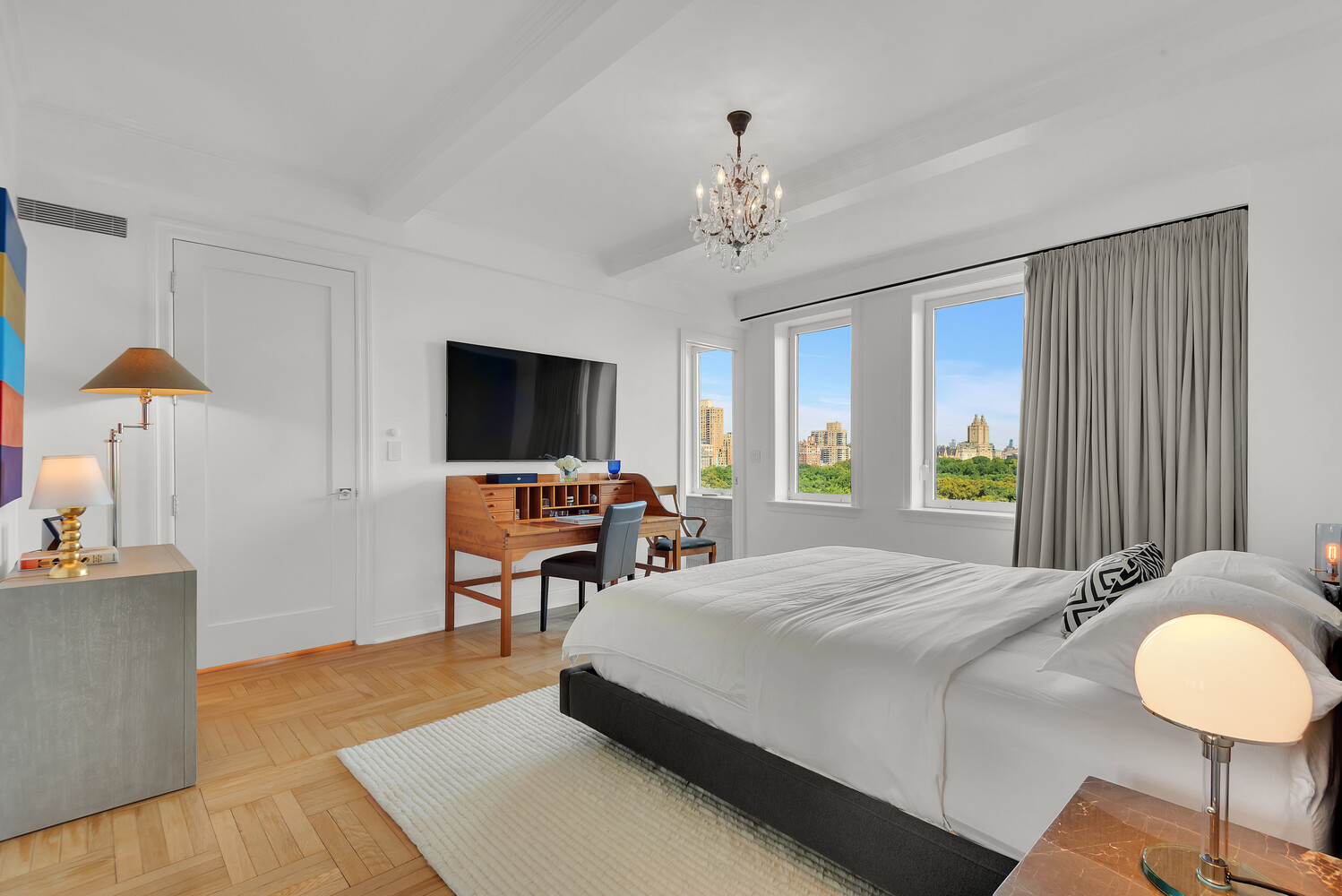 128 CENTRAL Park S 12A