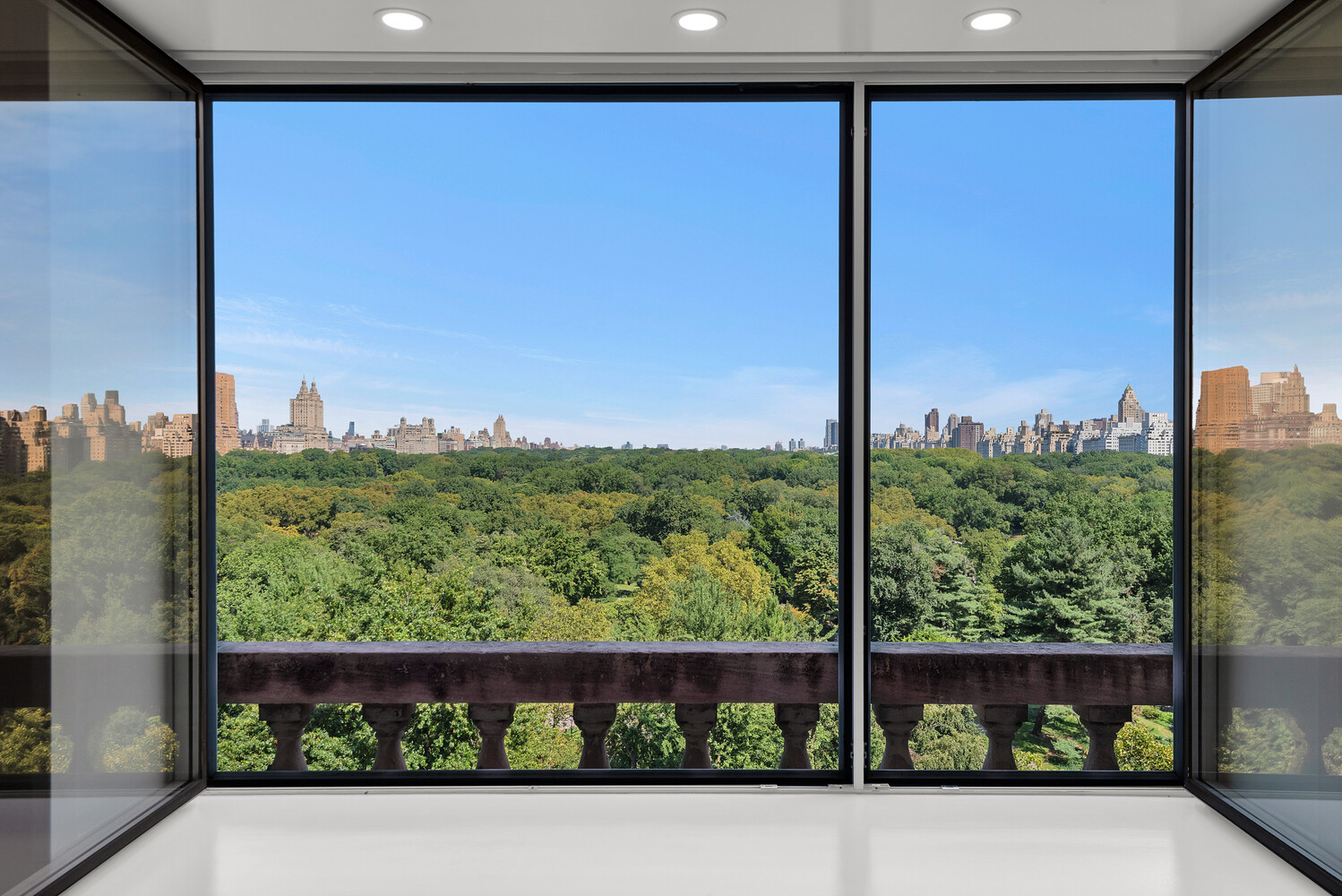 128 CENTRAL Park S 12A