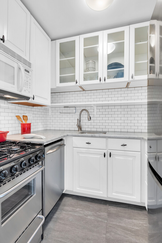 31 JANE Street 7D