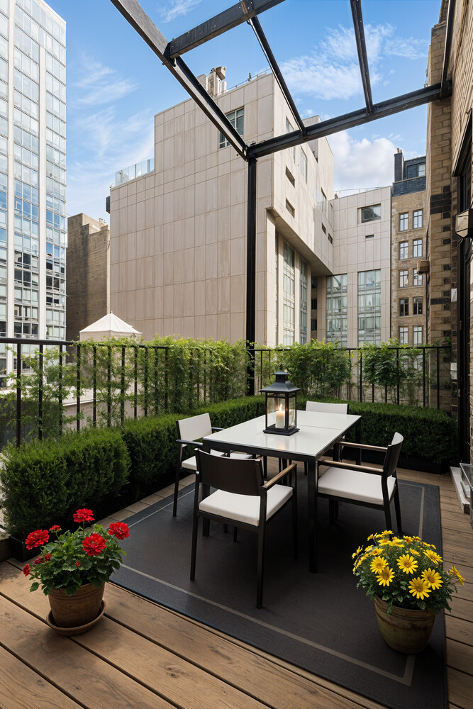 31 E 28TH Street PH12E
