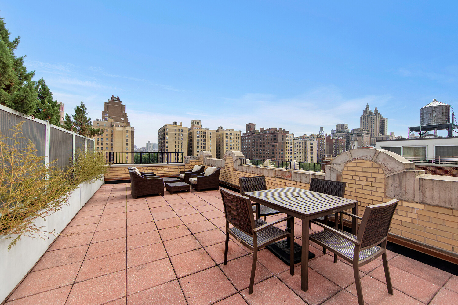 55 W 95TH Street M2
