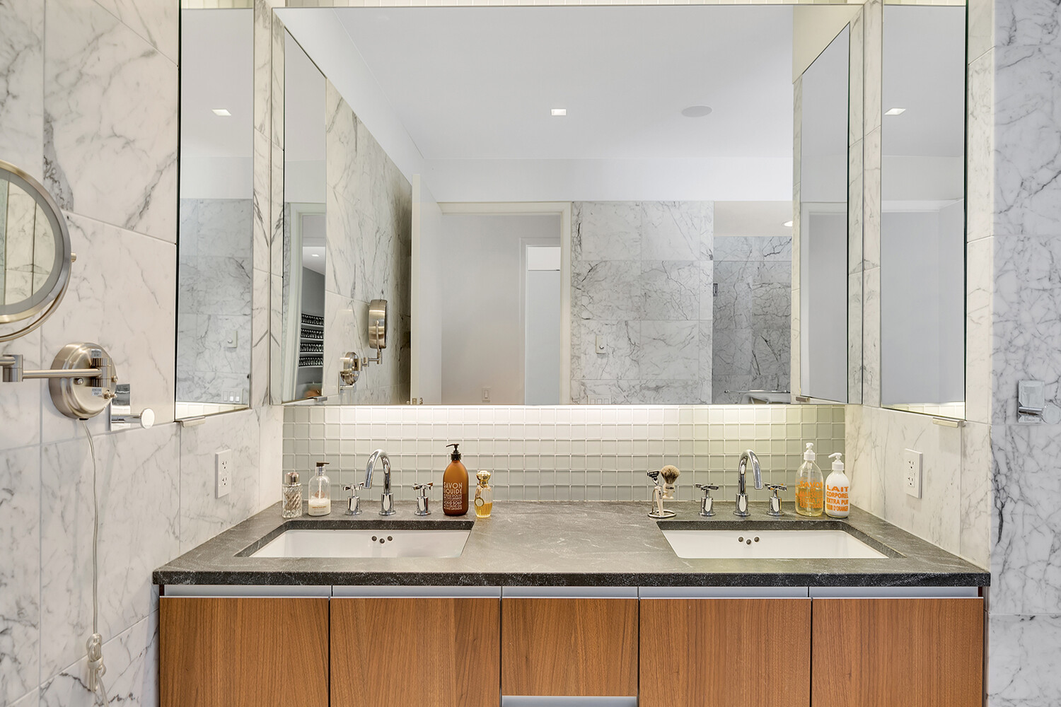 311 W BROADWAY 4C