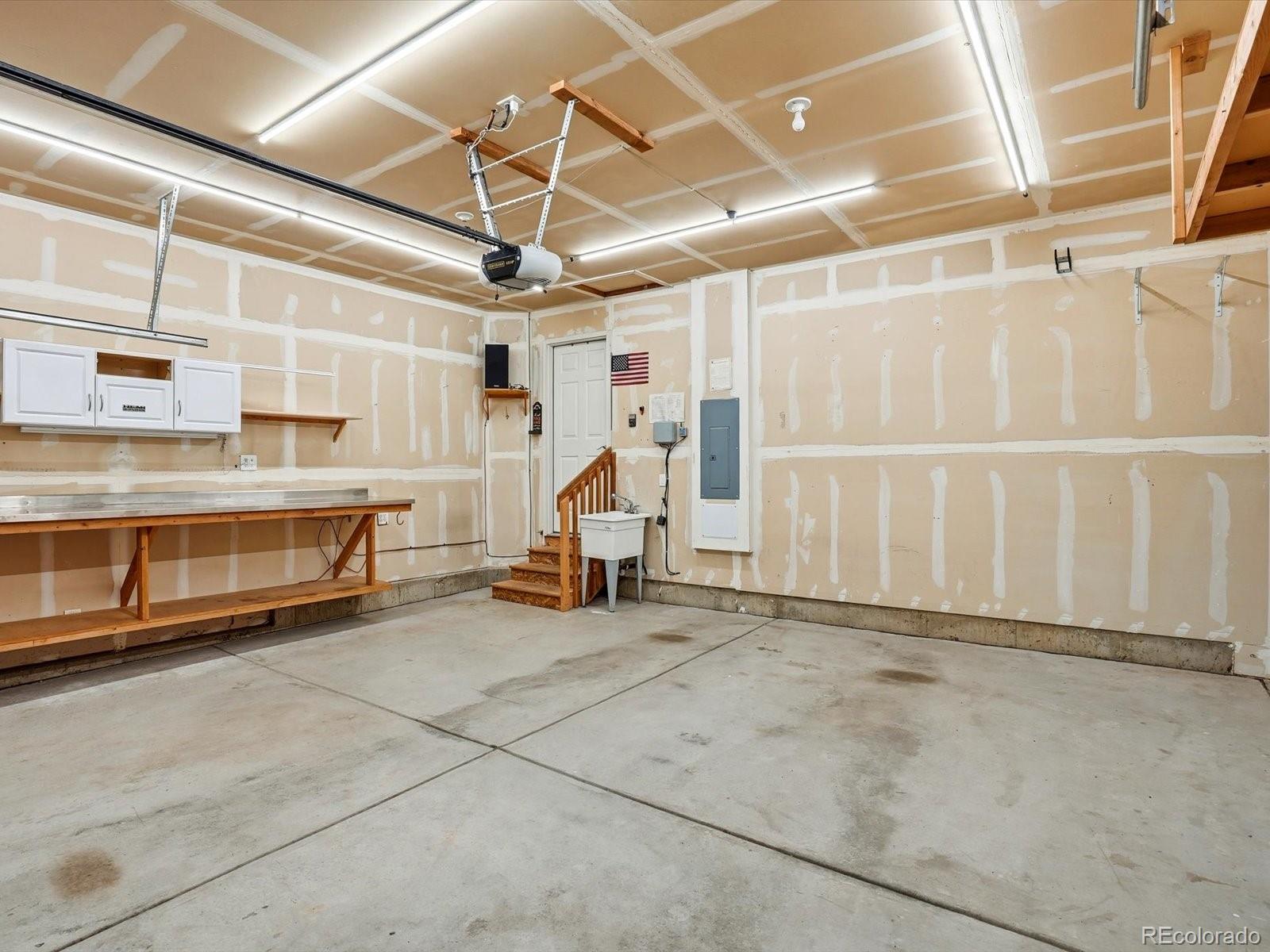 9720 Roadrunner Avenue