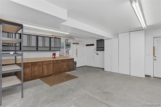 10576 Ura Lane