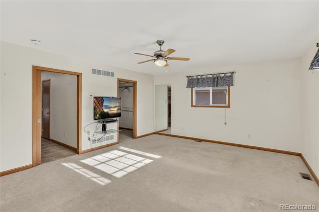 10576 Ura Lane