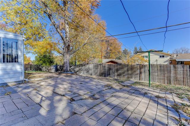 10424 Carmela Lane