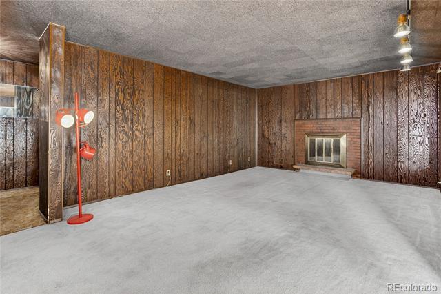 10424 Carmela Lane