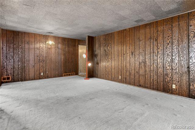 10424 Carmela Lane