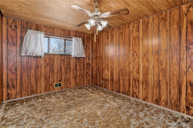 10424 Carmela Lane