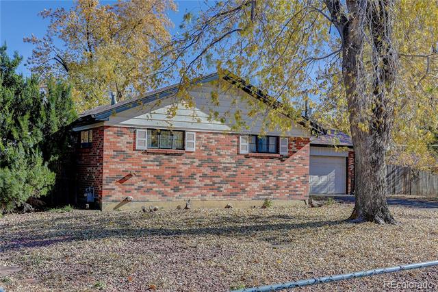 10424 Carmela Lane