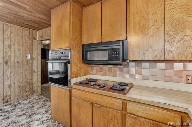 10424 Carmela Lane