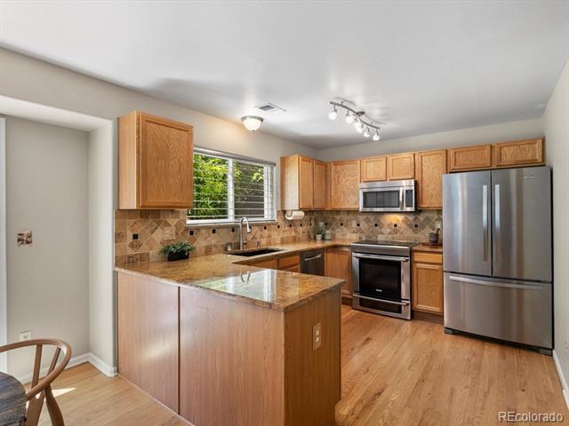 2548 Foothills Canyon Court