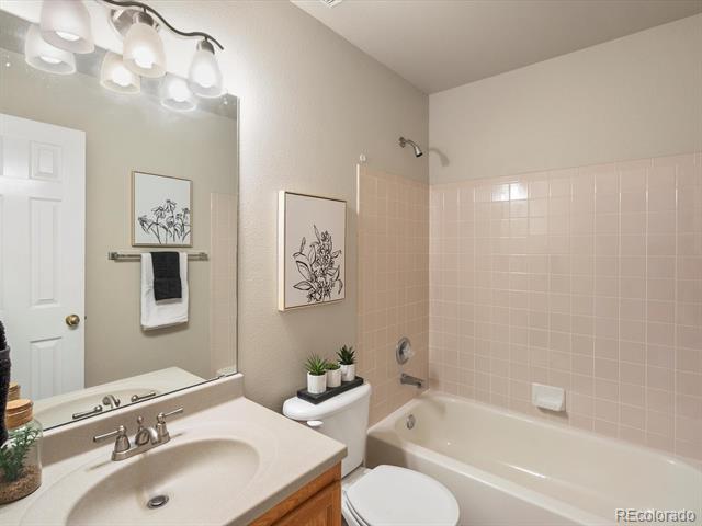 2548 Foothills Canyon Court