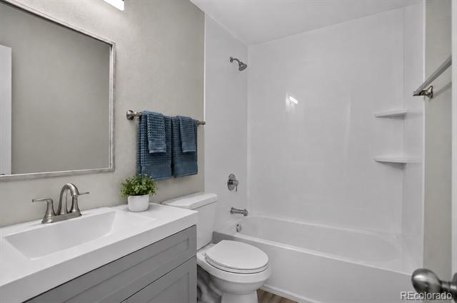 7740 W 35th Avenue Unit: 302